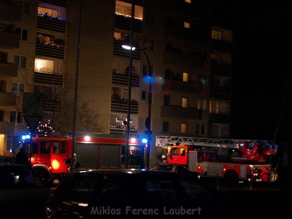 Koeln Hoehenberg Hochhaus zum 2   01.JPG